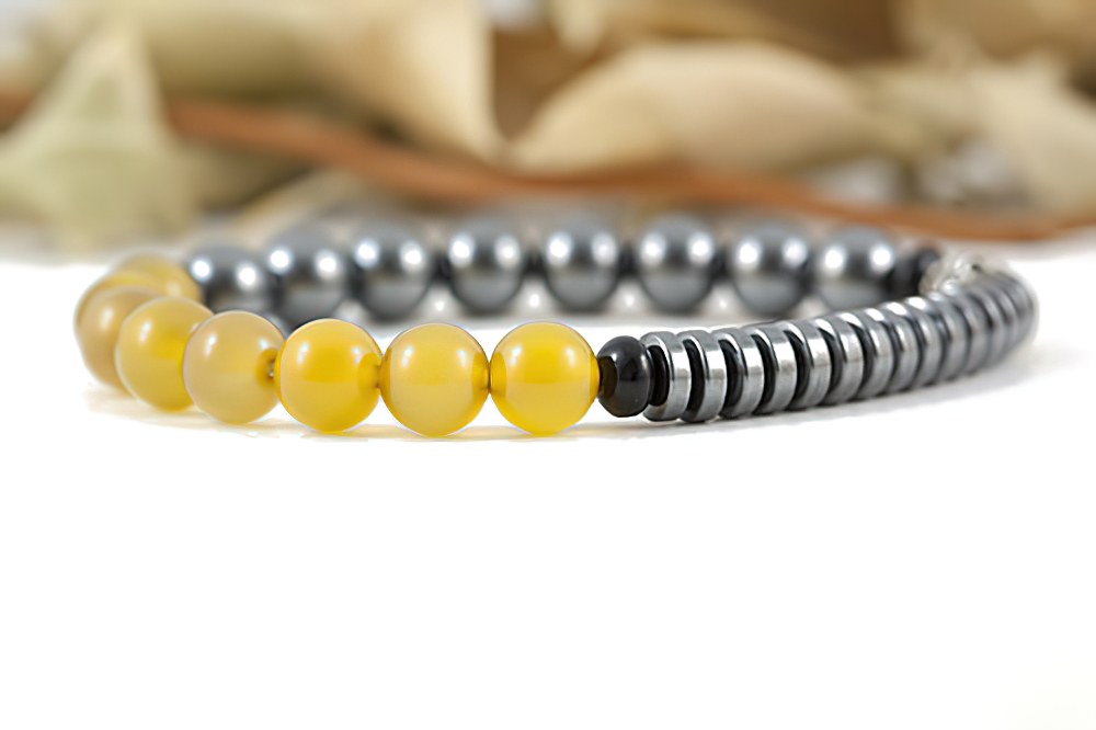 GBR101_yellow_agate__hematite_bracelet_882_2.jpg